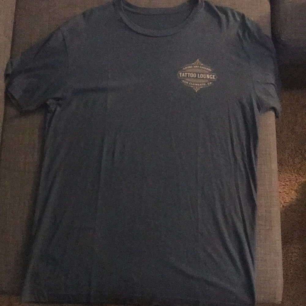 Mens Medium Living Art Gallery Tattoo Shop T-shirt